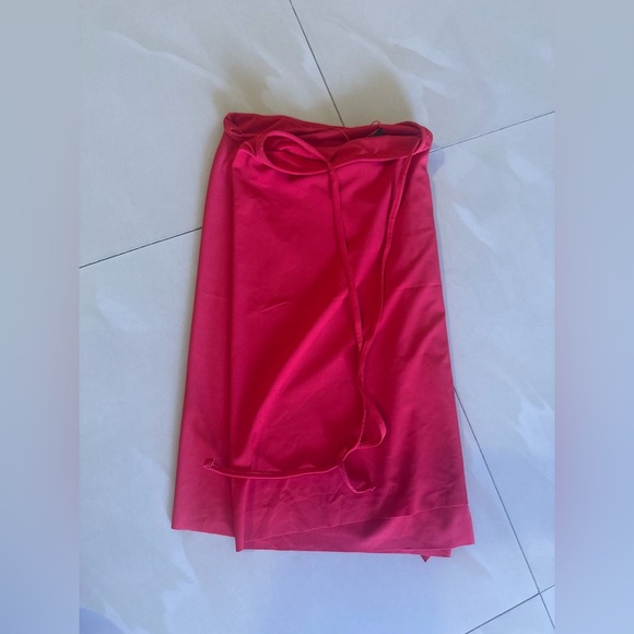 - La Blanca  by Rod Beattie red Beyond Pareo Wrap Cover-Up - Picture 3 of 11